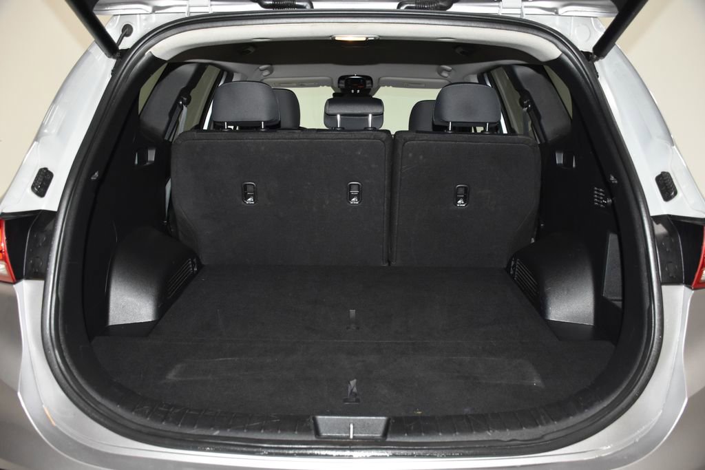 Used 2023 Hyundai Santa Fe SEL image 30