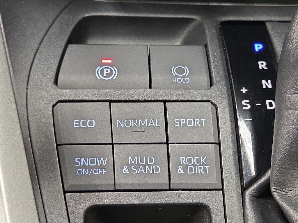 Used 2019 Toyota RAV4 XLE w/ Convenience Package AWD/4WD image 23