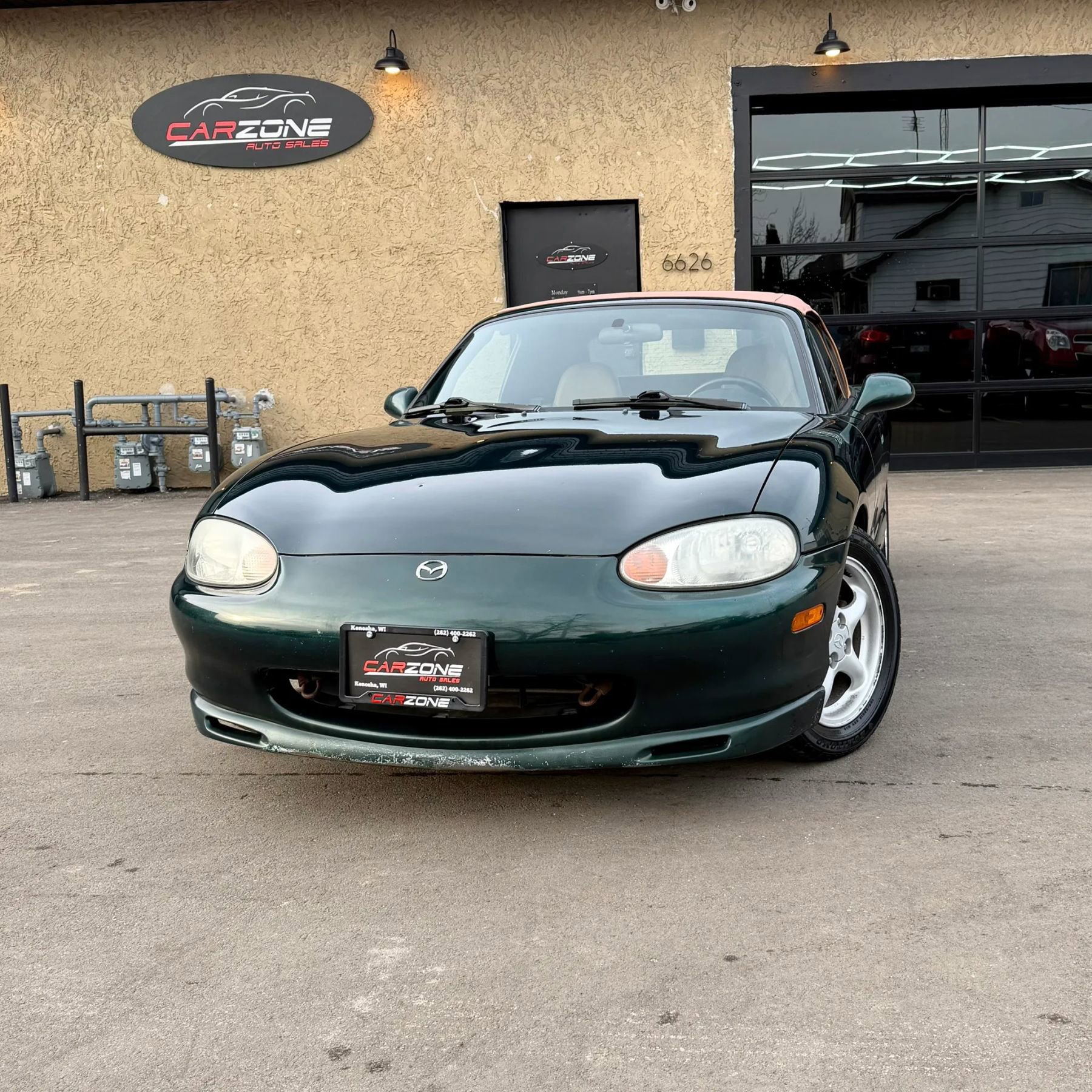 Used 1999 MAZDA MX-5 Miata Convertible 2D image 22