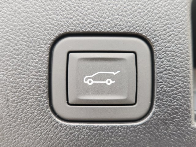 Used 2026 Chevrolet Equinox RS w/ Convenience Package III FWD image 35