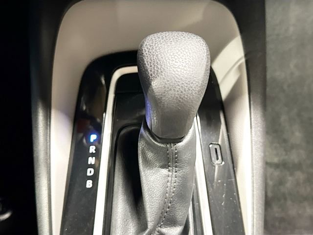 Used 2021 Toyota Corolla LE w/ Carpet Mat Package (TMS) image 16