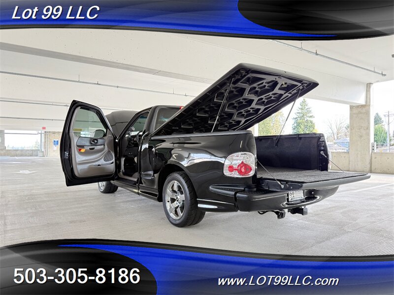 Used 2001 Ford F150 Lightning RWD image 39