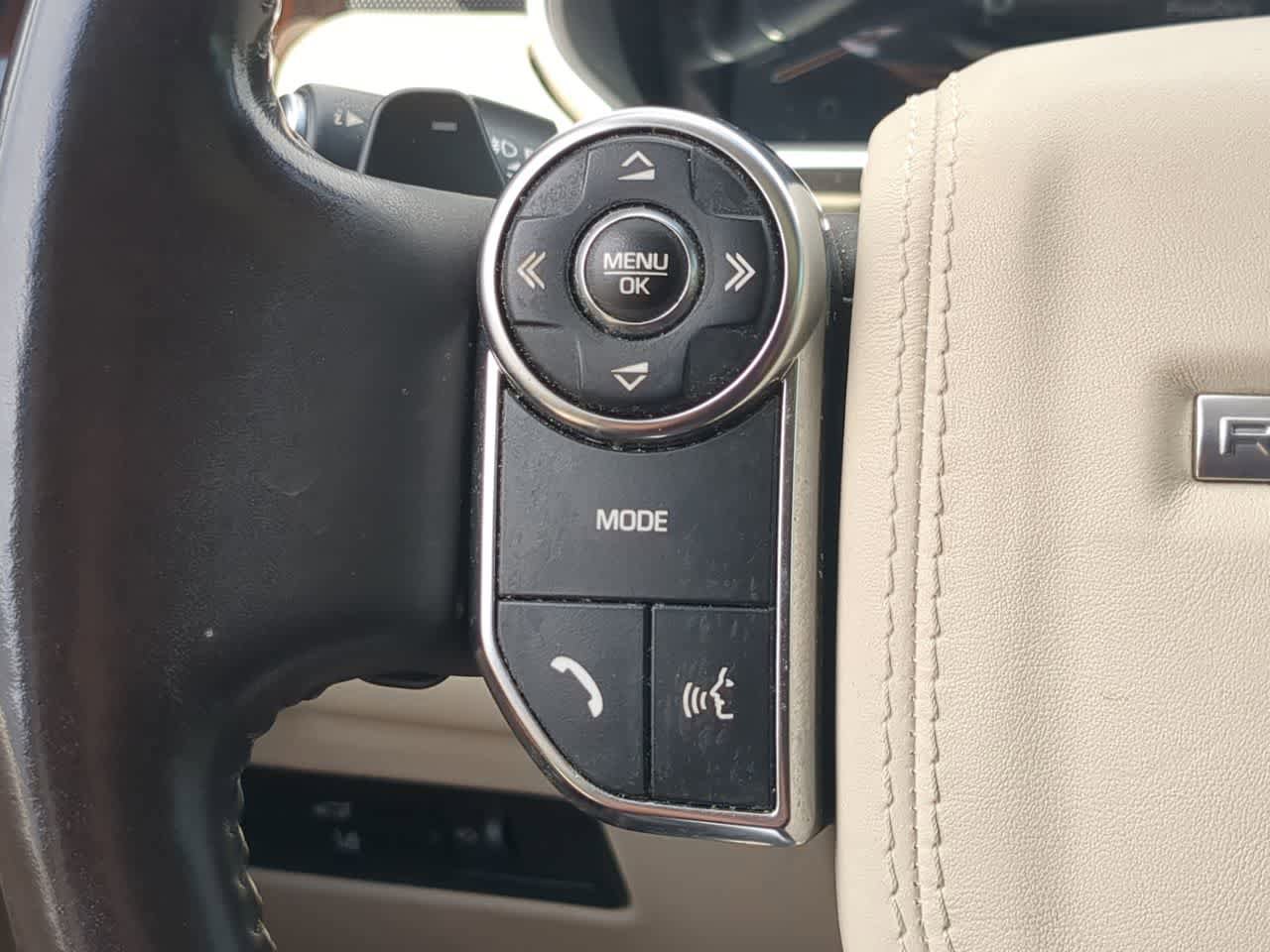Used 2015 Land Rover Range Rover Supercharged AWD/4WD image 26