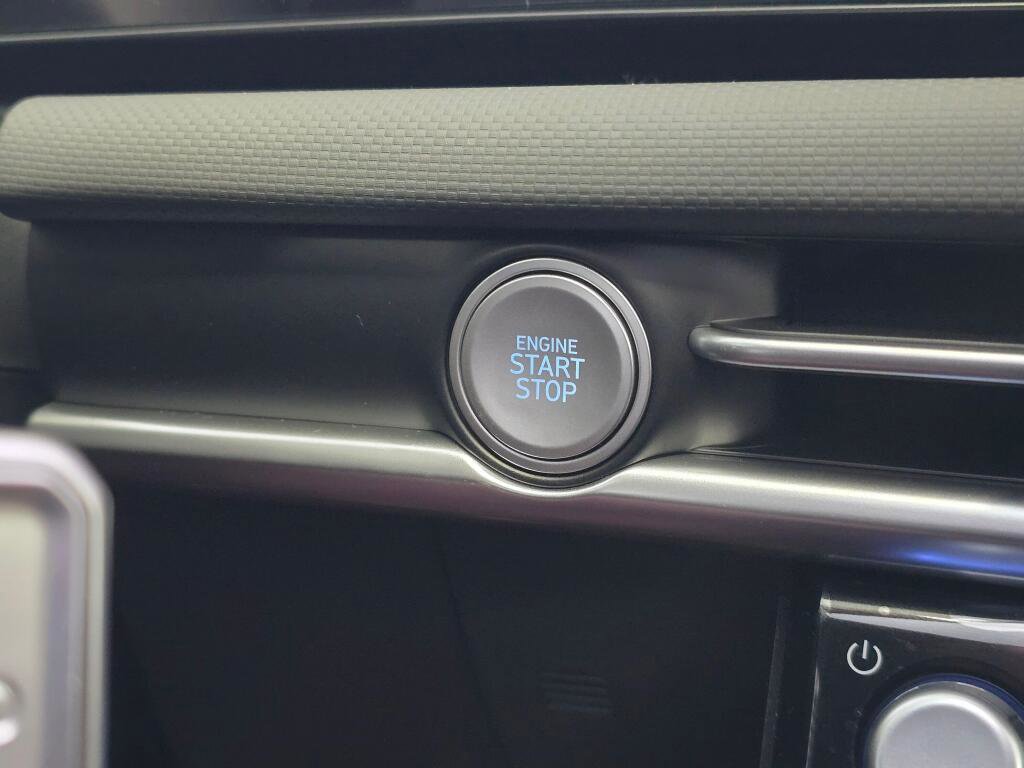 New 2026 Hyundai Tucson Blue SE image 28