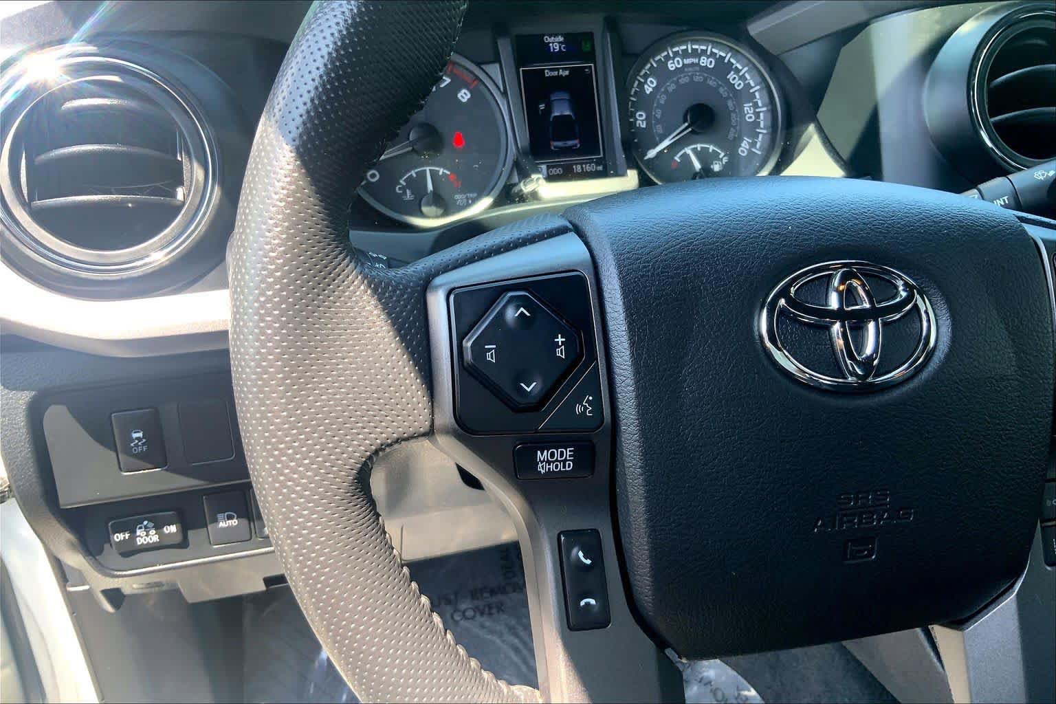 Certified 2023 Toyota Tacoma TRD Sport w/ Technology Package AWD/4WD image 24