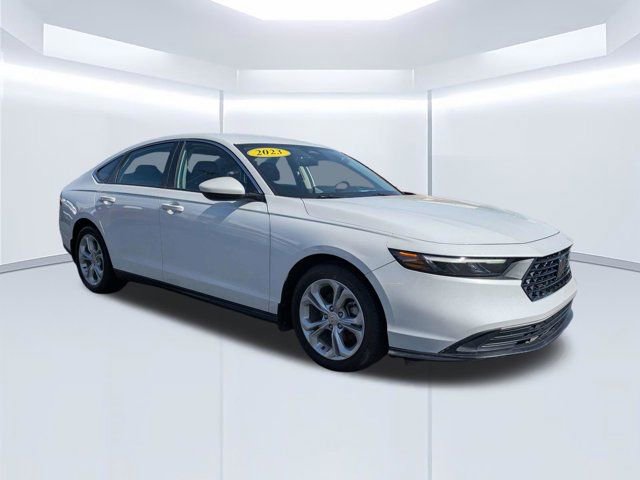 Used 2023 Honda Accord LX image 2