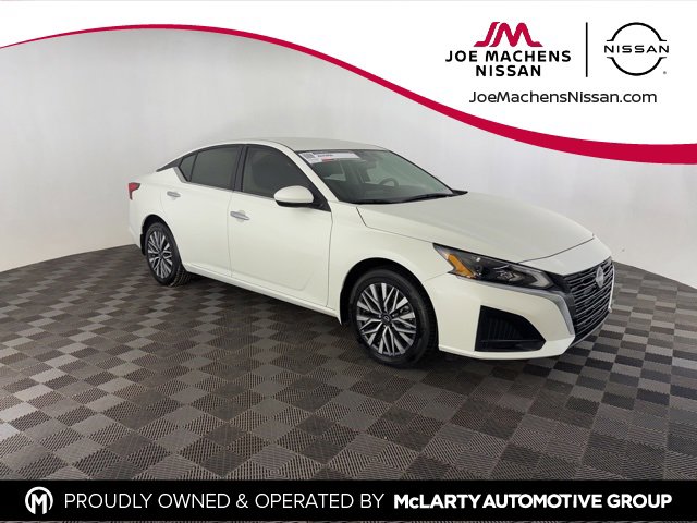 Certified 2023 Nissan Altima 2.5 SV video 1