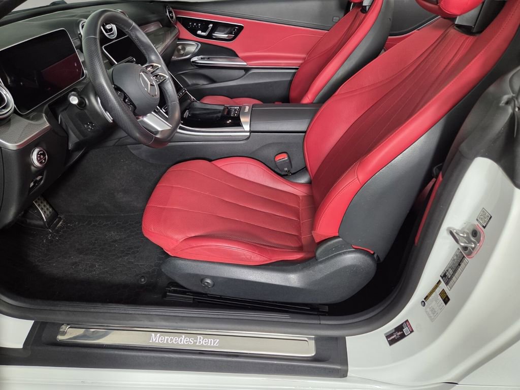 Used 2024 Mercedes-Benz CLE 300 4MATIC Cabriolet image 8