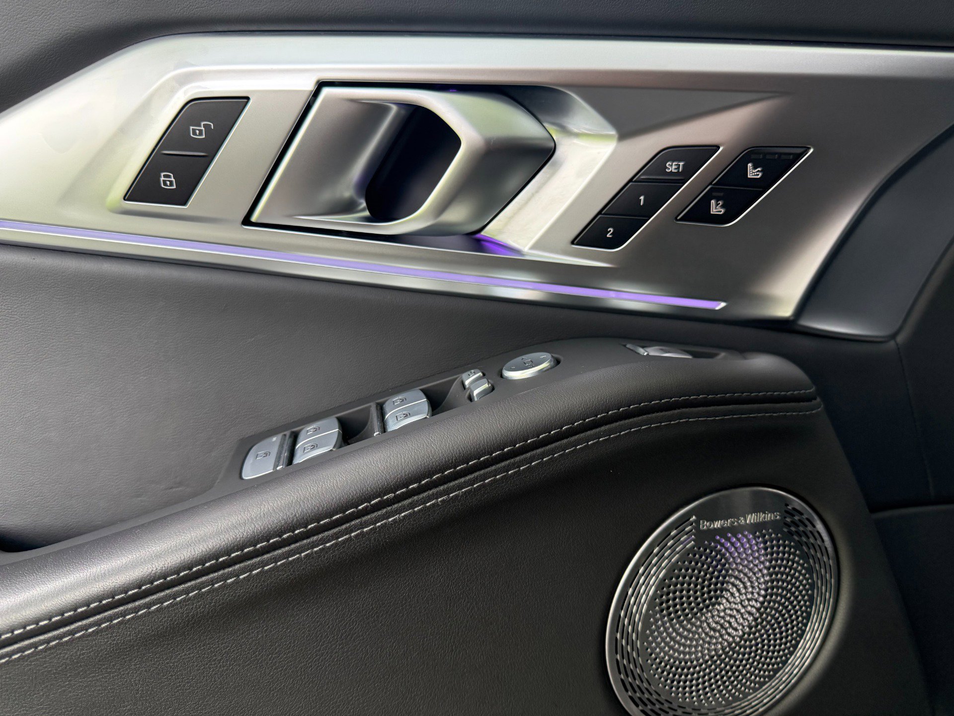 Used 2023 BMW XM image 70