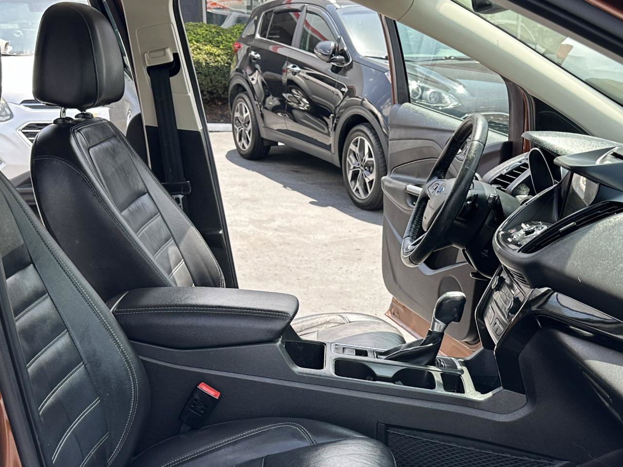 Used 2017 Ford Escape Titanium FWD image 46