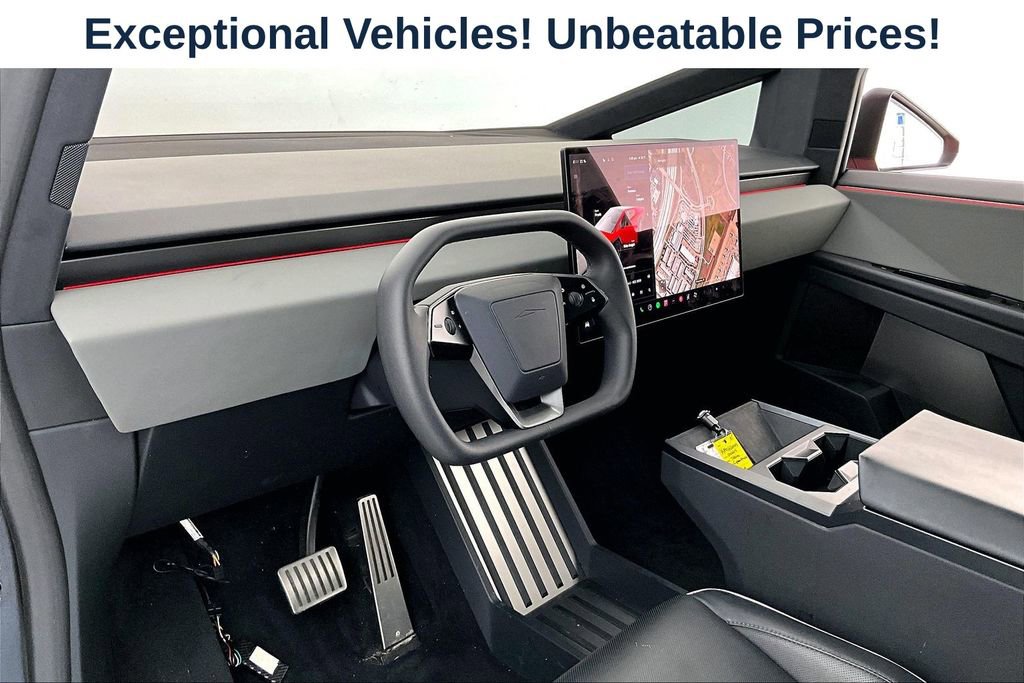 Used 2024 Tesla Cybertruck AWD Crew Cab image 12