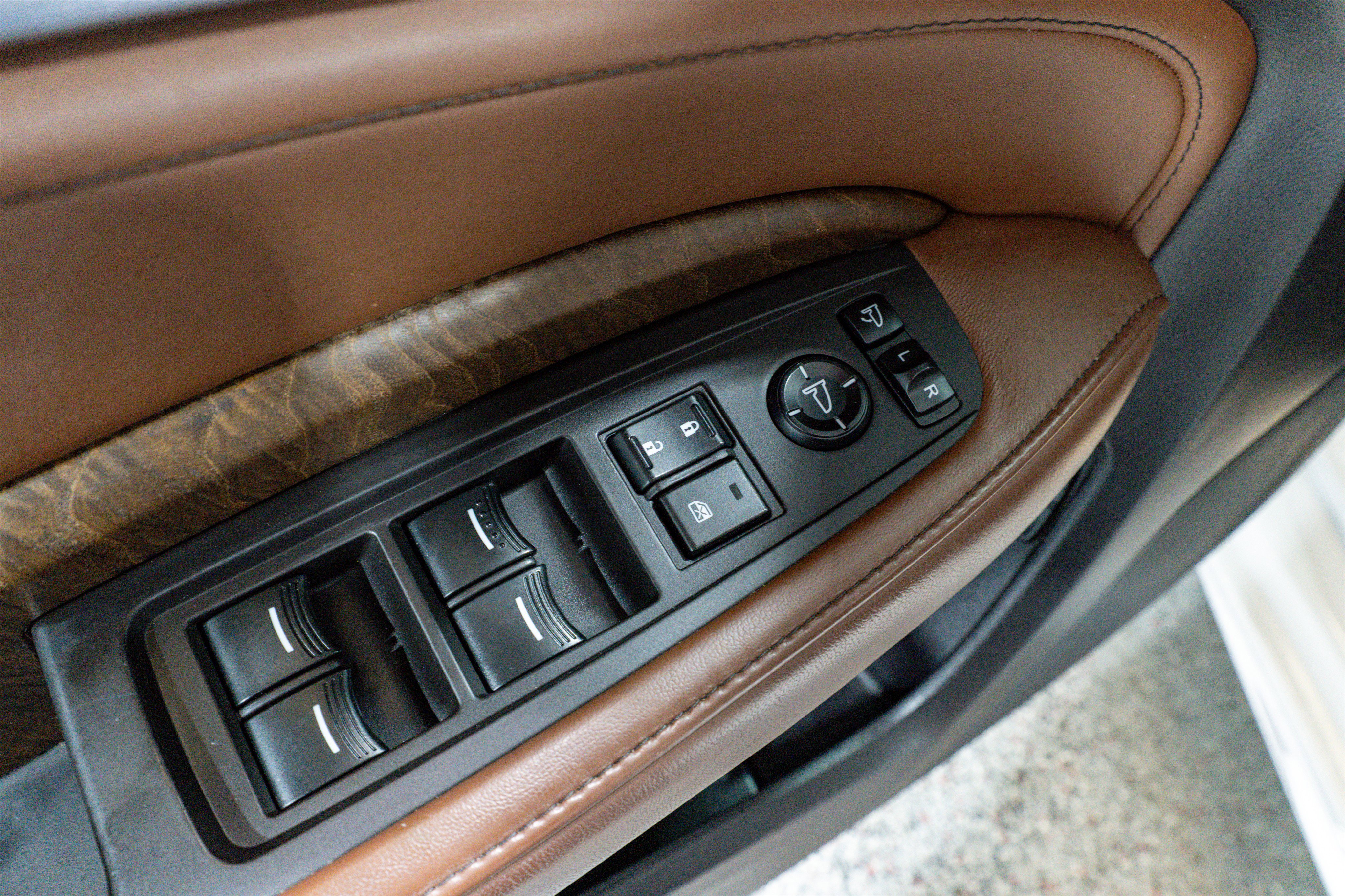 Used 2020 Acura MDX FWD w/ Advance Package image 15