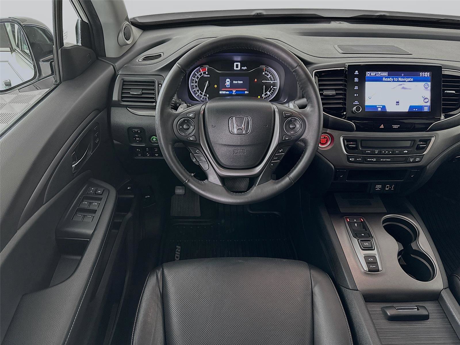 Used 2023 Honda Ridgeline RTL-E image 2