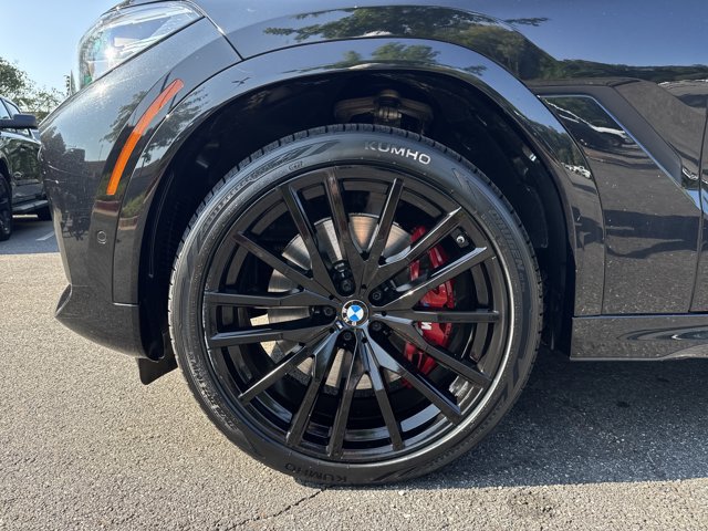Used 2021 BMW X6 M50i w/ Premium Package AWD/4WD image 13