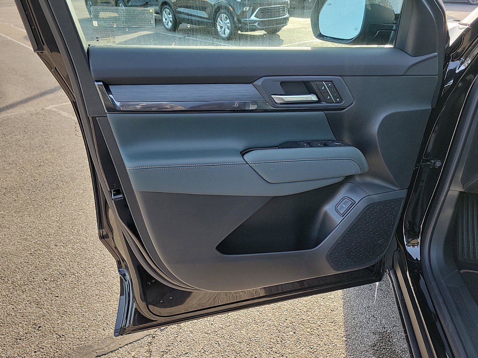 New 2026 GMC Terrain AT4 w/ Convenience Package III image 18