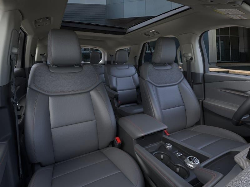 New 2026 Ford Explorer Active w/ Active Comfort Package AWD/4WD image 10