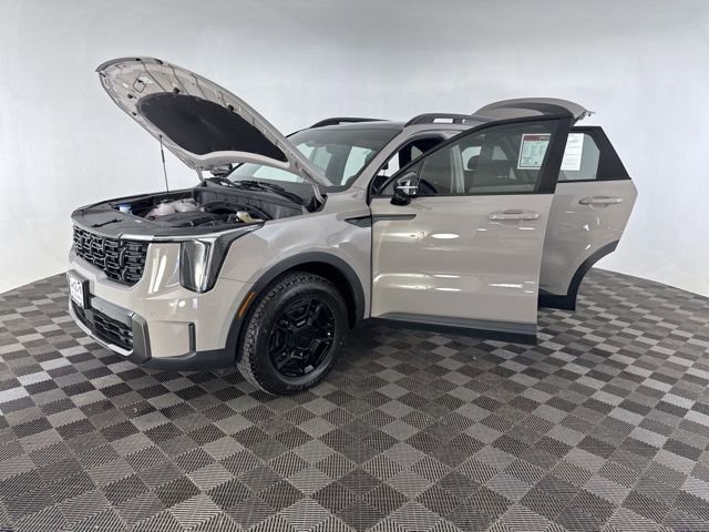 Certified 2025 Kia Sorento SX Prestige image 13