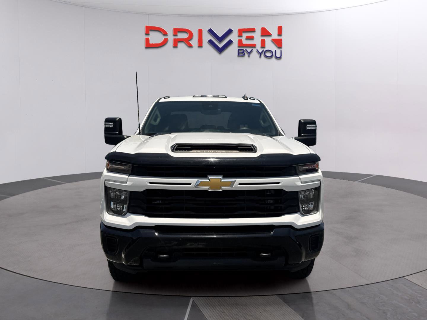 Used 2024 Chevrolet Silverado 2500 Custom w/ Custom Value Package AWD/4WD image 9