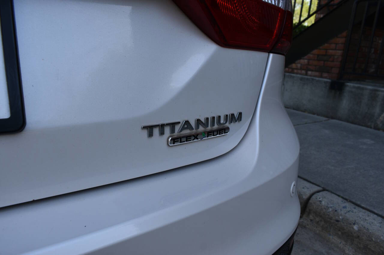 Used 2013 Ford Focus Titanium w/ Titanium Handling Pkg image 32
