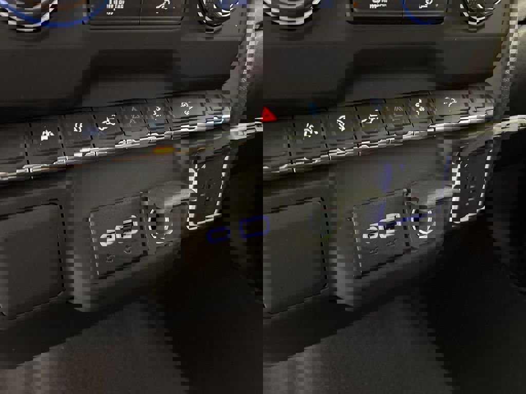 Used 2024 Chevrolet Silverado 1500 Custom Trail Boss w/ LPO, Dark Essentials Package image 34