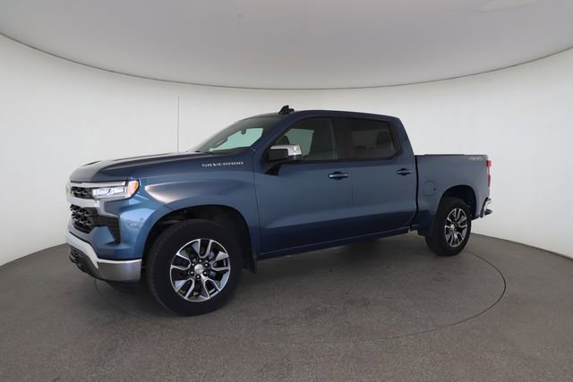 Used 2024 Chevrolet Silverado 1500 LT image 4