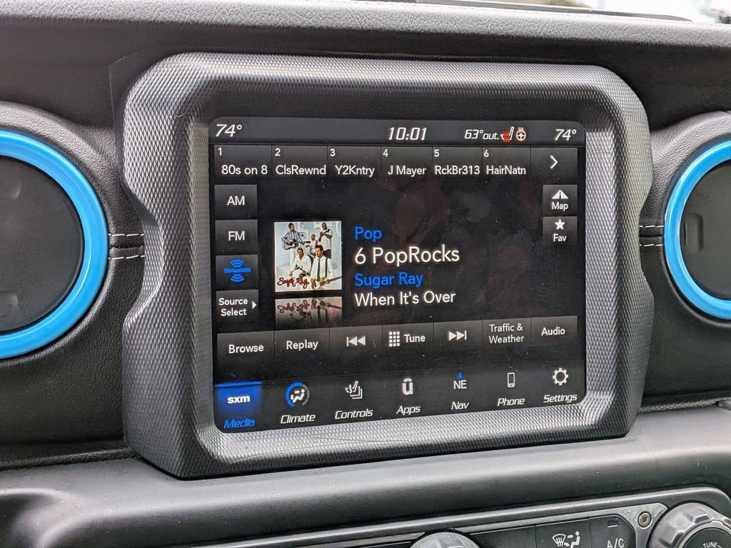 Used 2020 Jeep Wrangler Unlimited Sahara w/ Dual Top Group AWD/4WD image 19