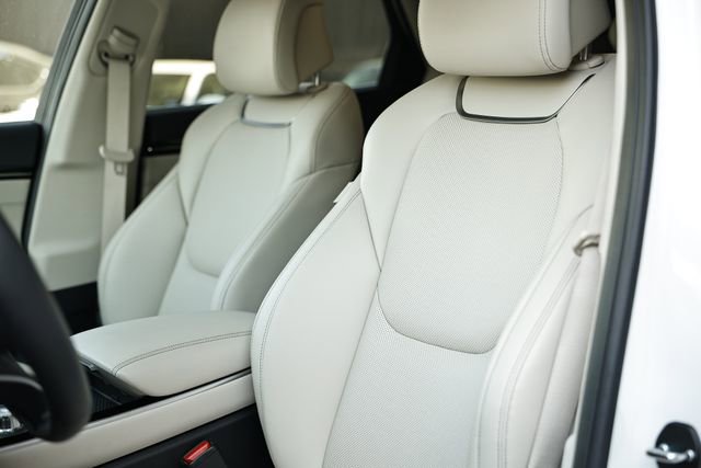 Certified 2026 Genesis GV70 2.5T image 21