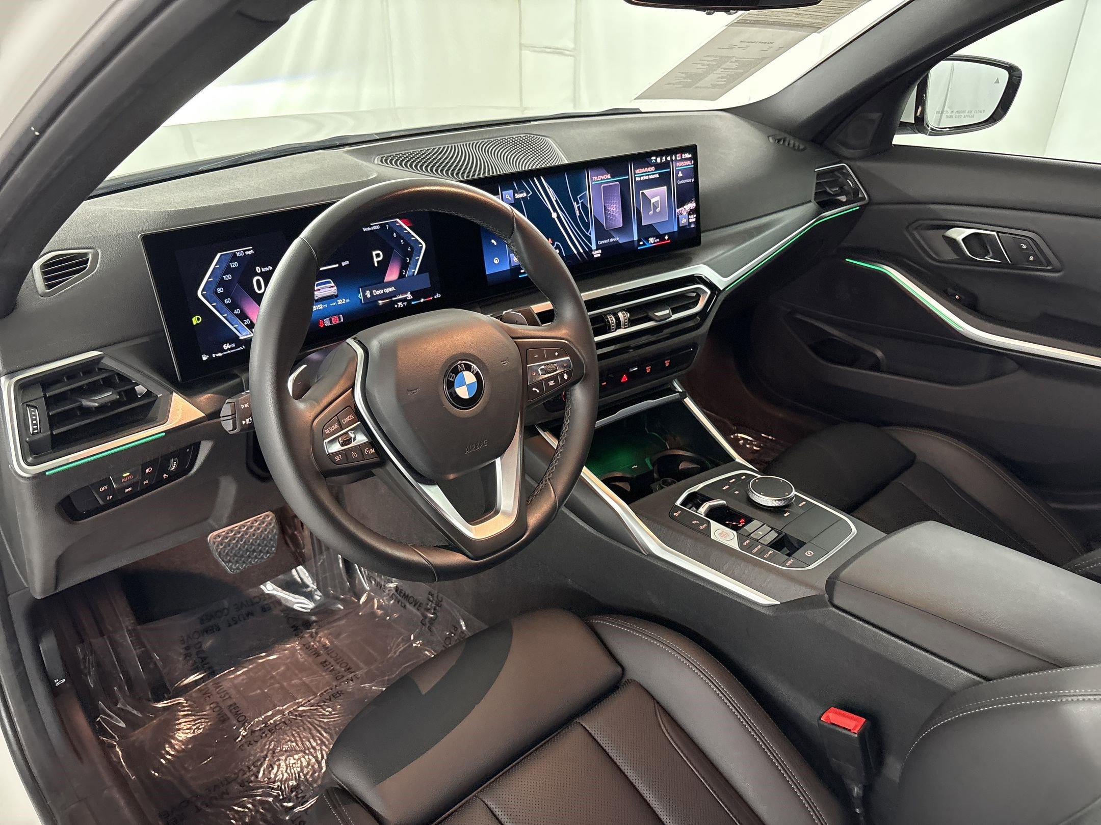 Used 2024 BMW 330i Sedan w/ Convenience Package RWD image 4