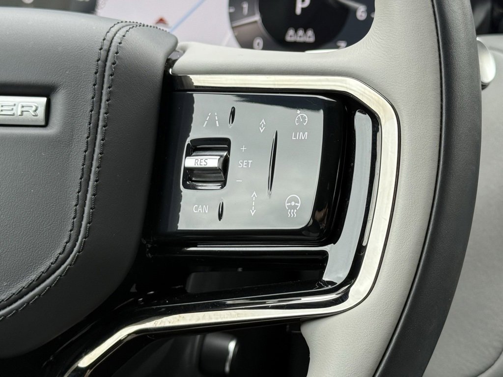Used 2026 Land Rover Range Rover Velar Dynamic SE image 20