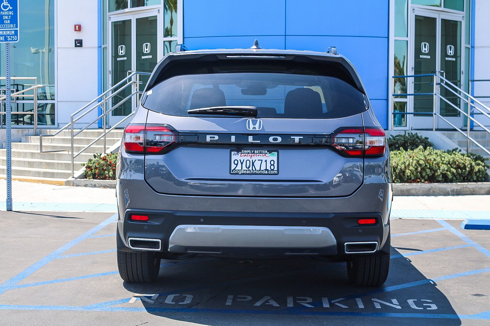 Certified 2026 Honda Pilot EX-L image 8