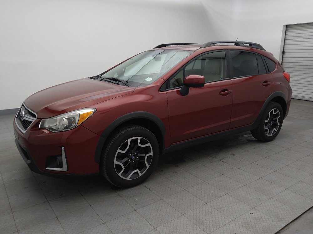 Used 2017 Subaru Crosstrek 2.0i Premium image 2