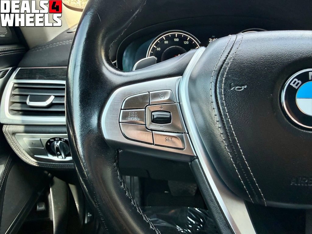 Used 2017 BMW 740i RWD image 27