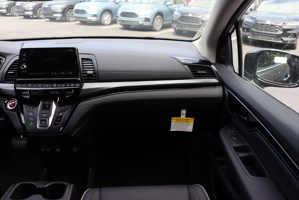 Certified 2026 Honda Odyssey Elite image 18