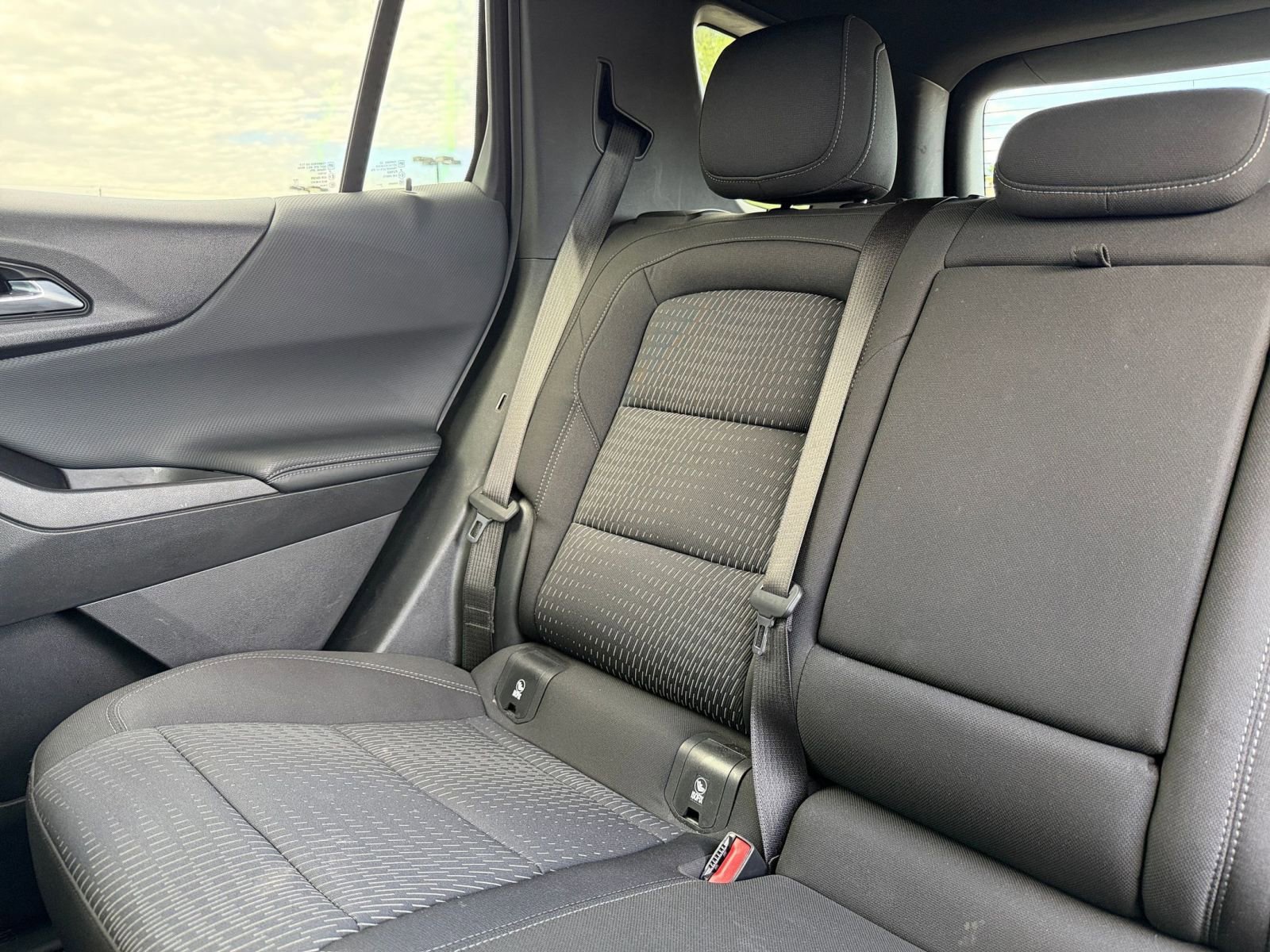 Used 2025 Chevrolet Equinox LT FWD image 39