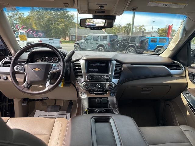 Used 2019 Chevrolet Suburban LT RWD image 10
