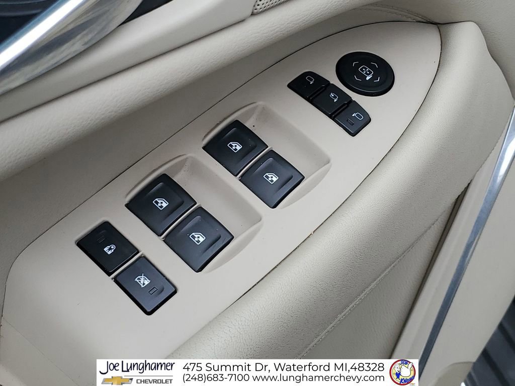 Used 2020 Cadillac Escalade Luxury image 25