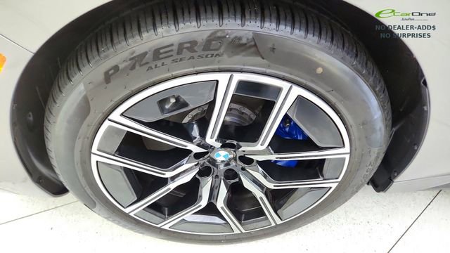 Used 2024 BMW i7 M70 w/ Executive Package image 59