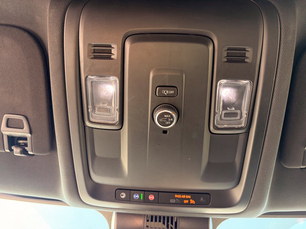 Used 2025 Chevrolet Tahoe LT AWD/4WD image 18