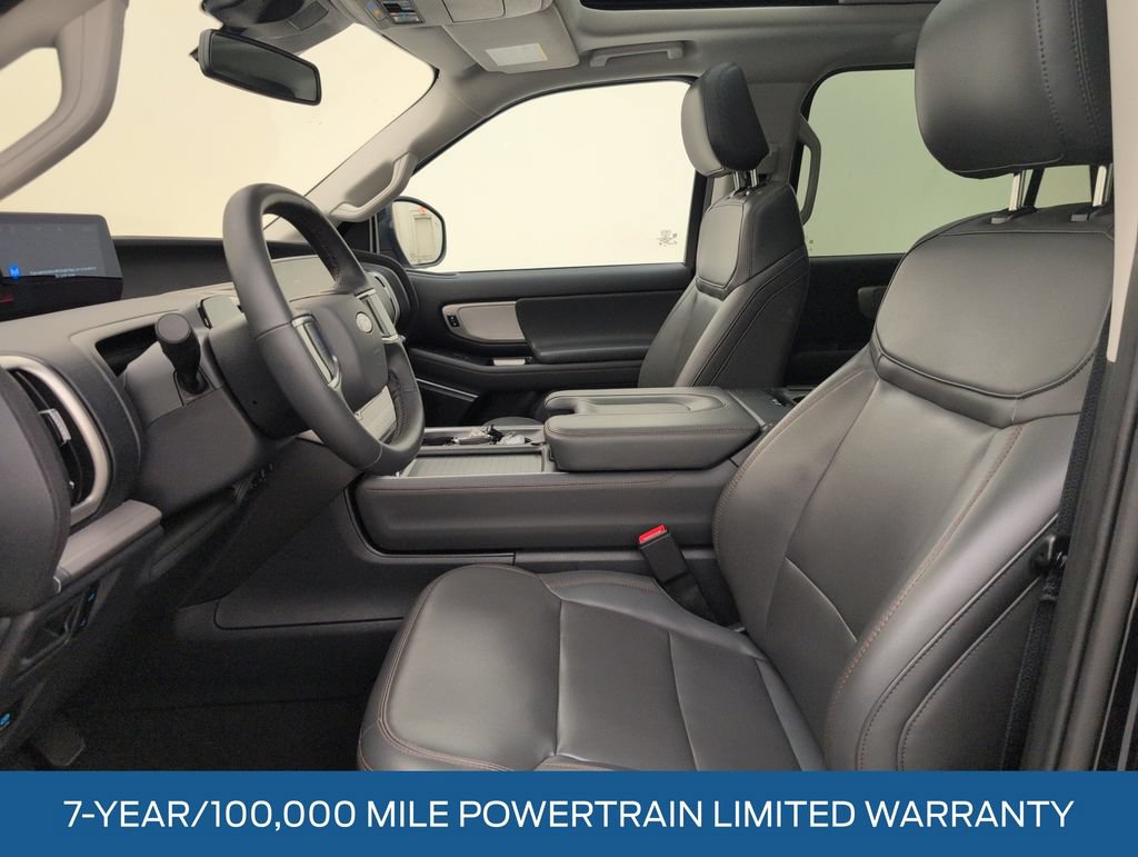 Certified 2025 Ford Expedition Active RWD image 4