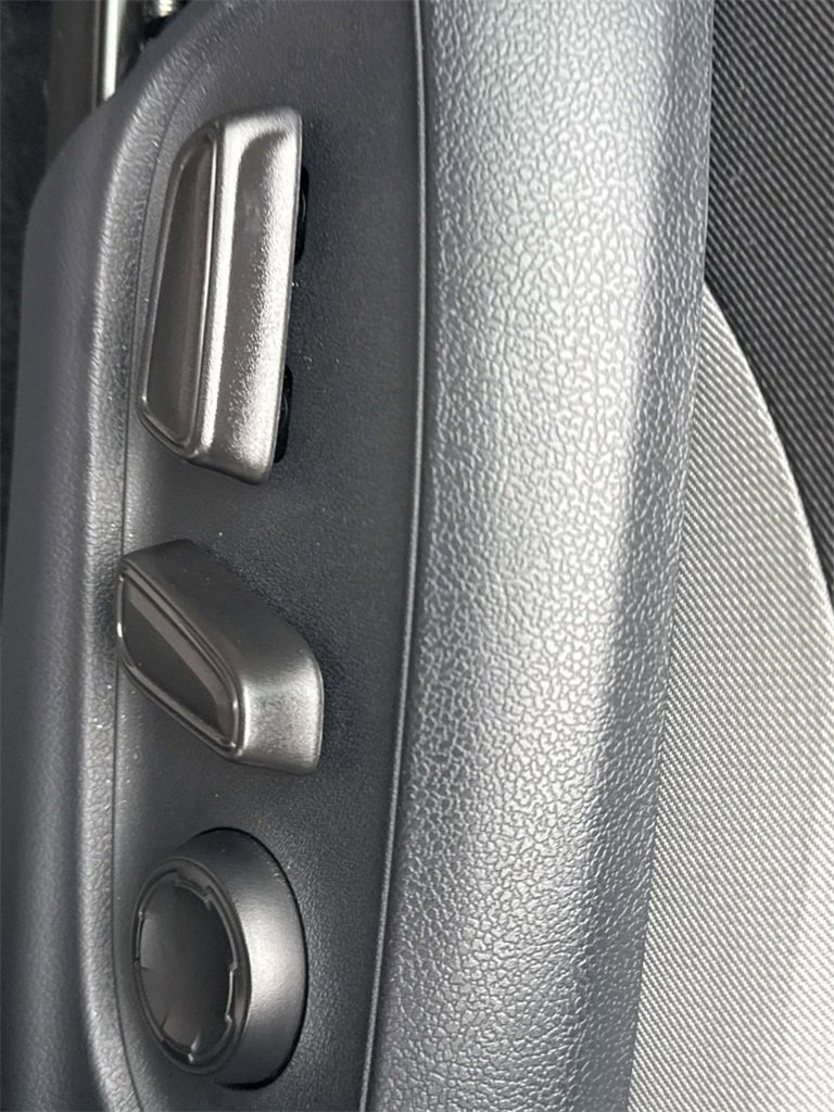 Certified 2025 Toyota Tacoma TRD Sport image 26