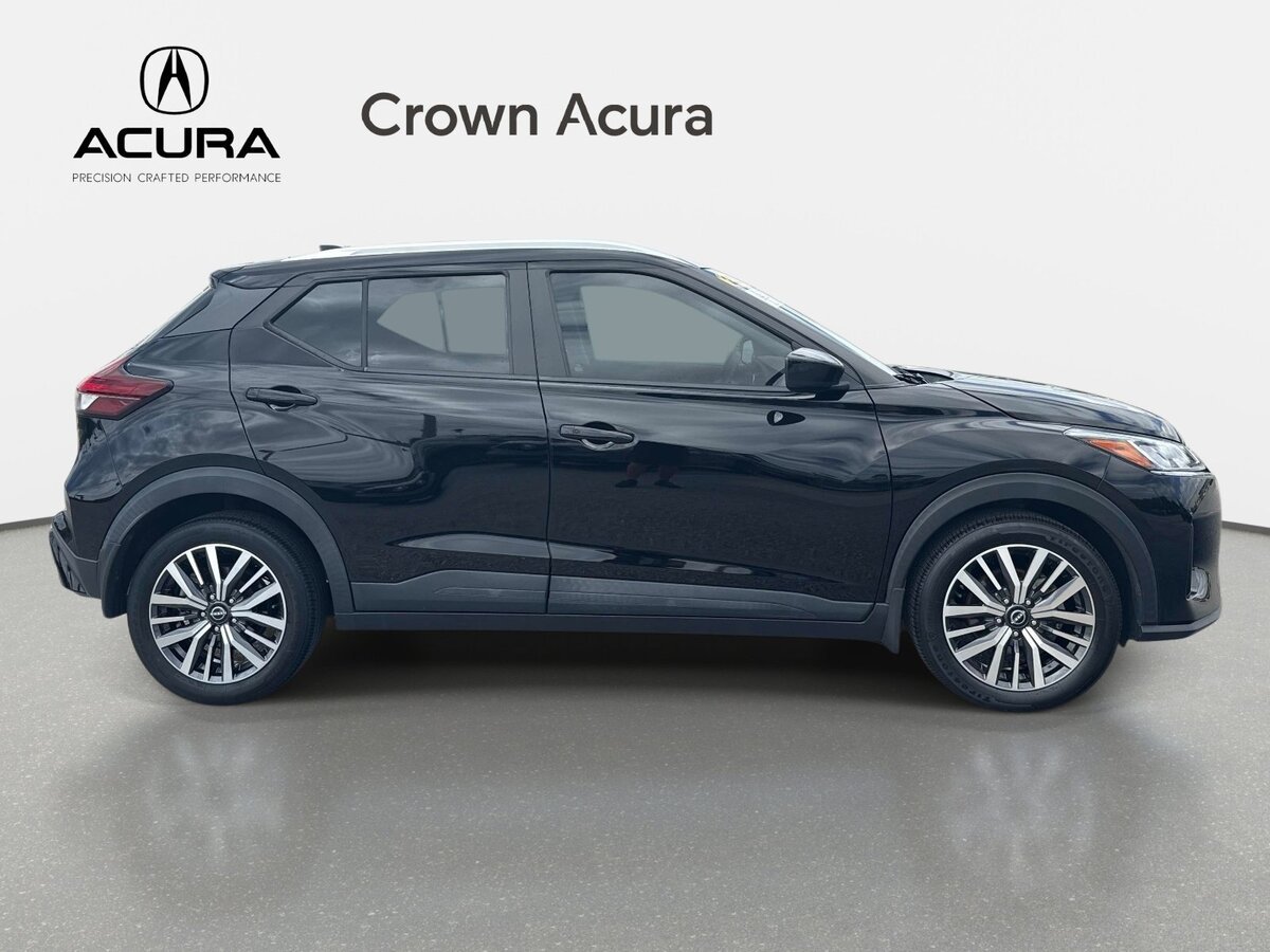 Used 2023 Nissan Kicks SV FWD image 5