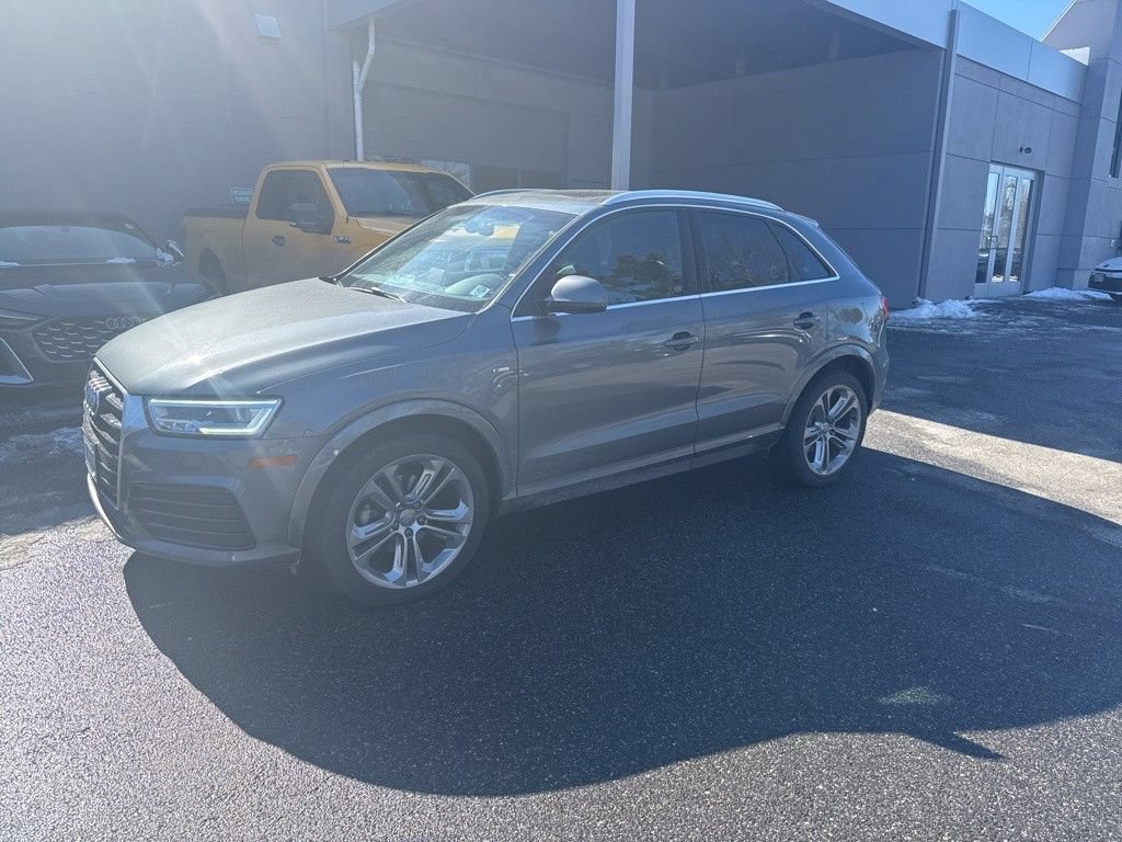 Used 2016 Audi Q3 2.0T Prestige AWD/4WD image 2