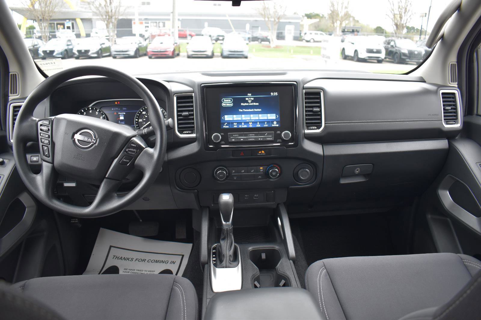 Used 2022 Nissan Frontier SV image 30