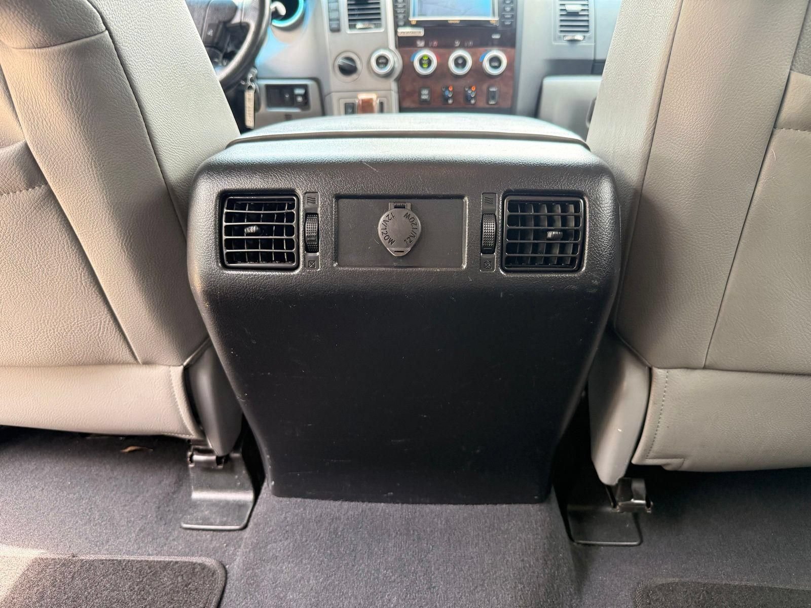 Used 2012 Toyota Tundra Limited w/ Platinum Pkg AWD/4WD image 34