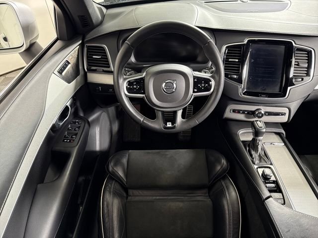 Used 2019 Volvo XC90 T5 R-Design image 19