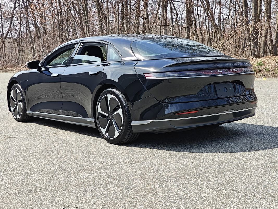 Used 2024 Lucid Air Grand Touring image 5