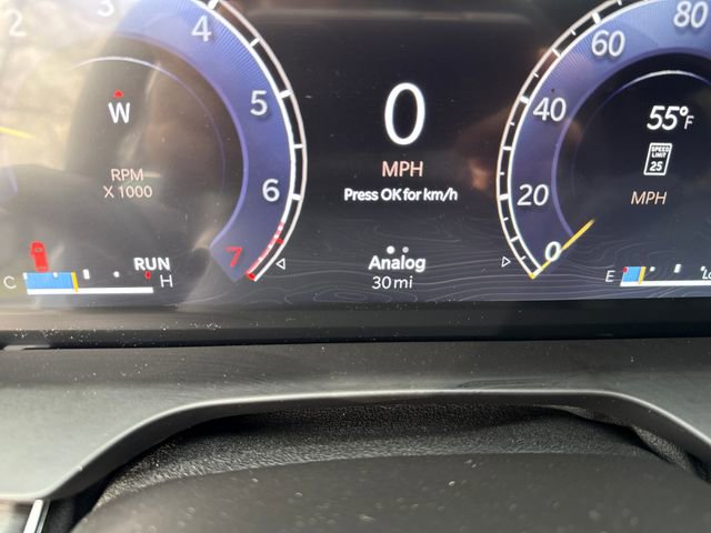 New 2026 Jeep Grand Cherokee Altitude image 20