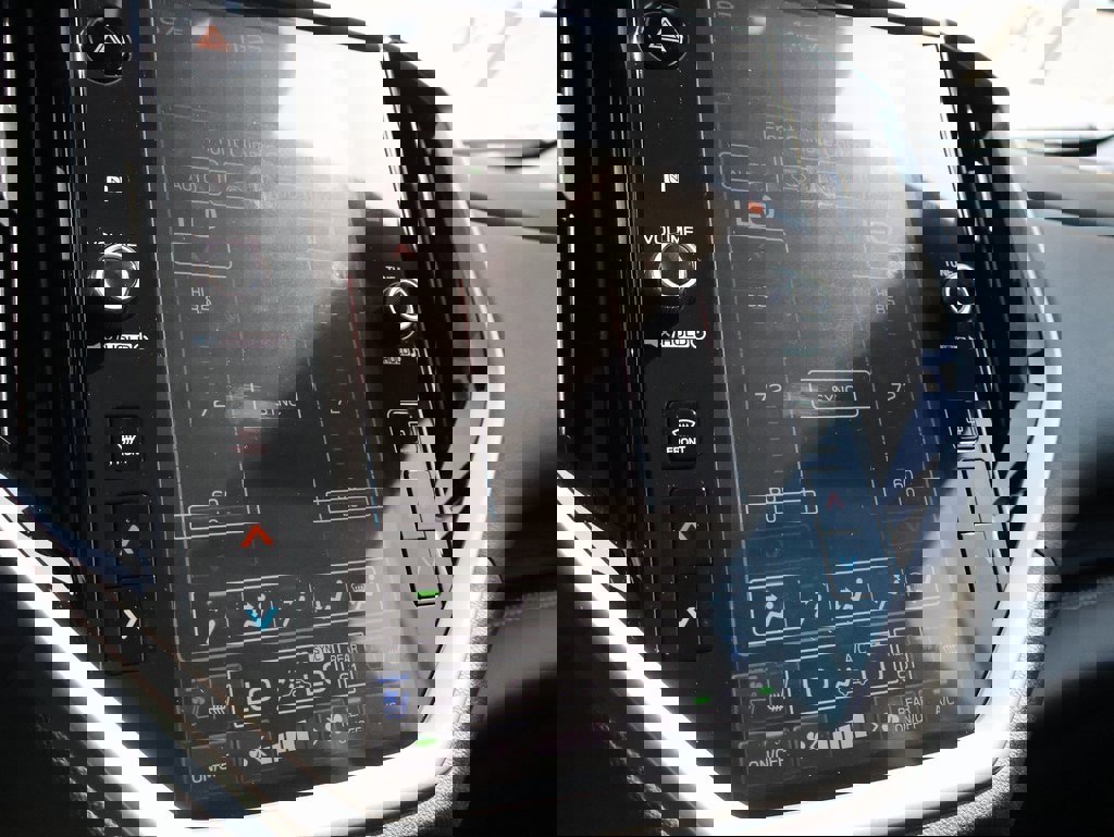 New 2025 Subaru Ascent Touring image 38