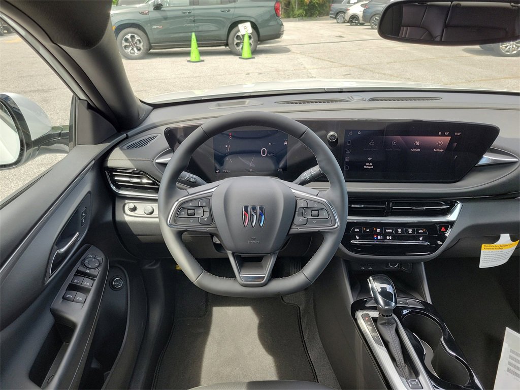 New 2025 Buick Envista Avenir image 29