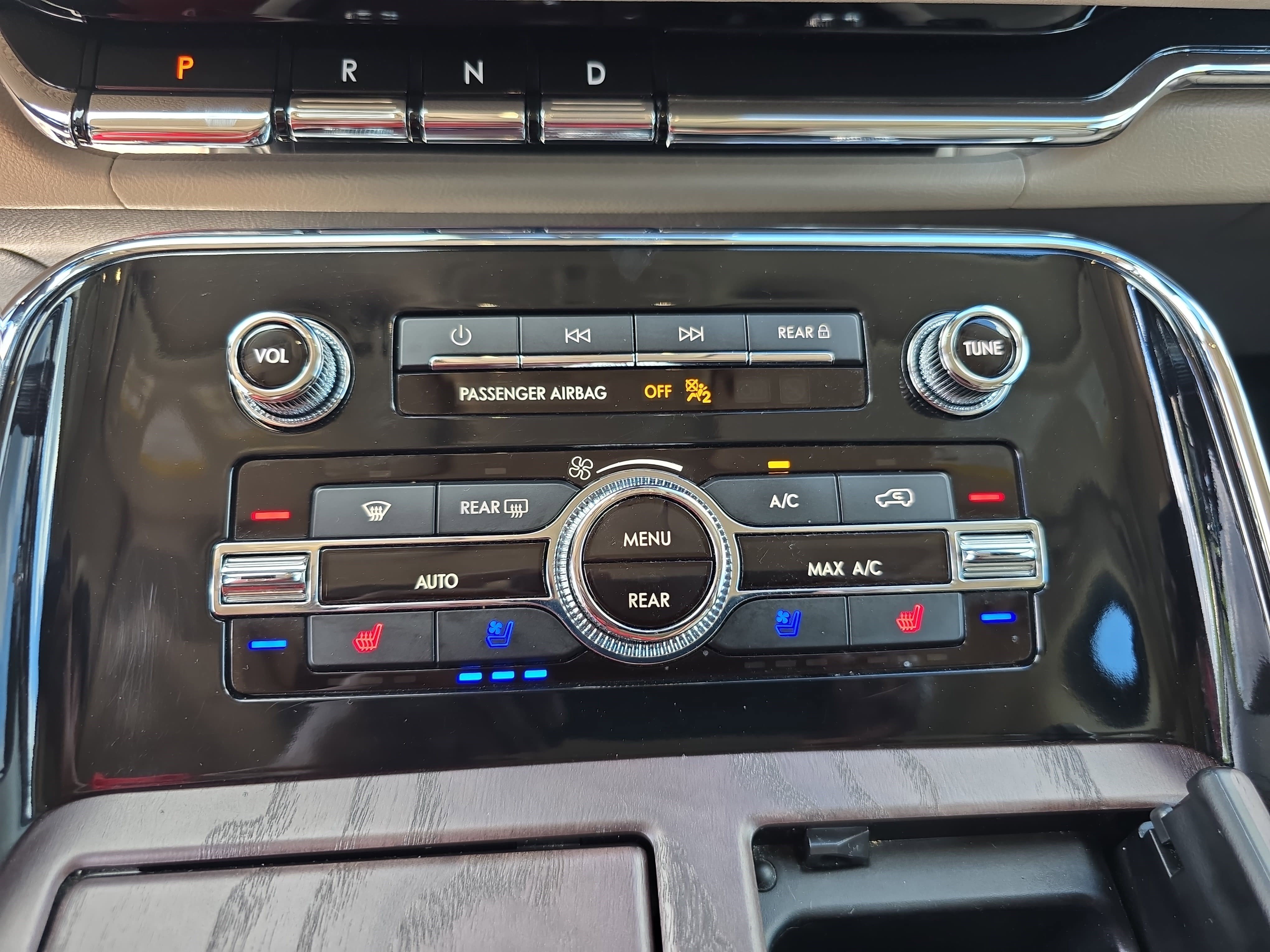 Certified 2024 Lincoln Navigator L Reserve AWD/4WD image 21